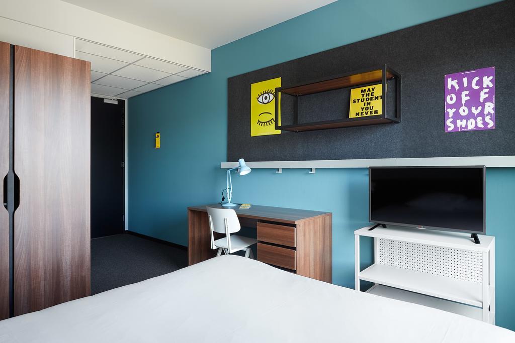 Hotel The Social Hub Groningue Extérieur photo