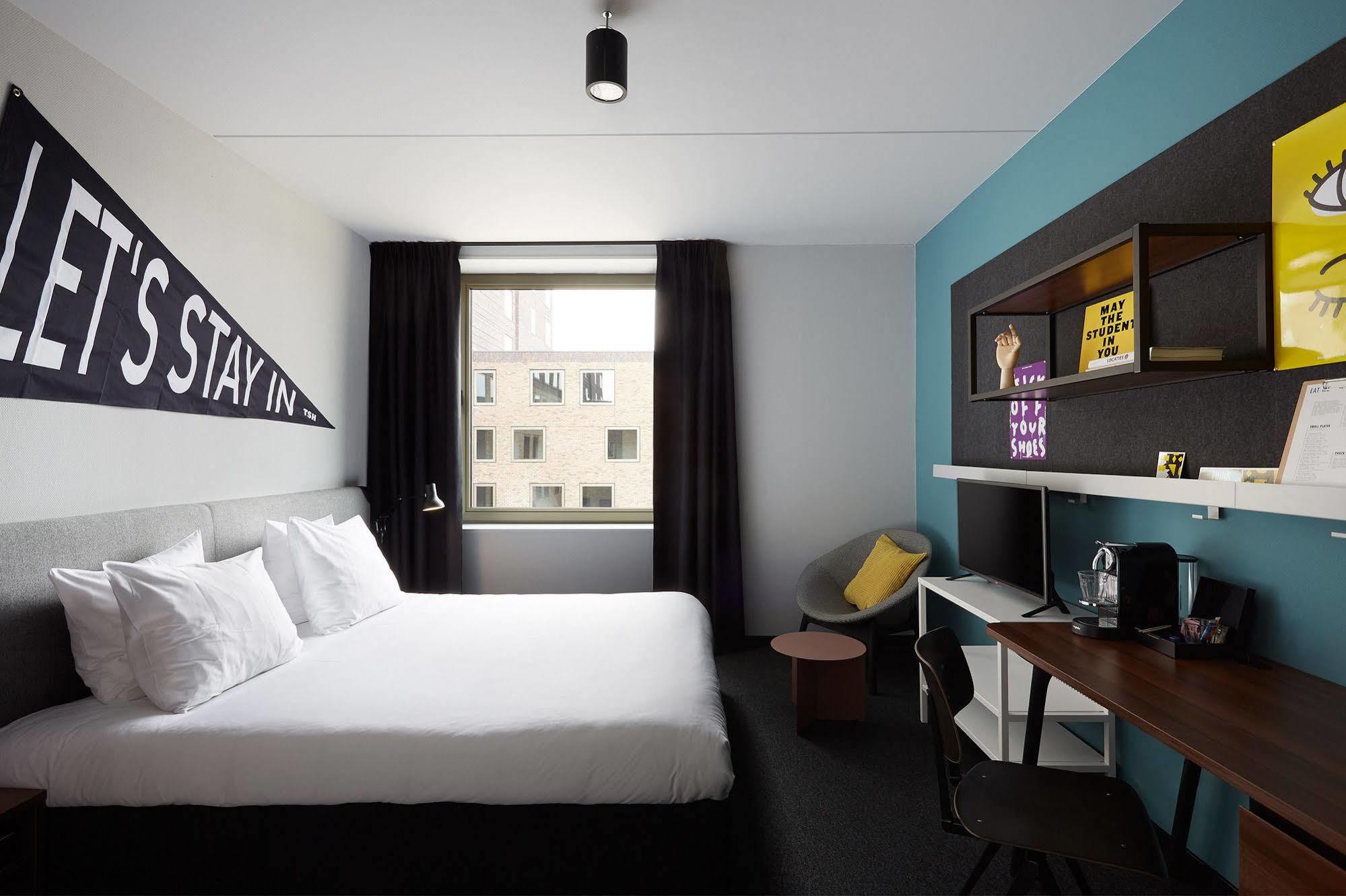 Hotel The Social Hub Groningue Extérieur photo